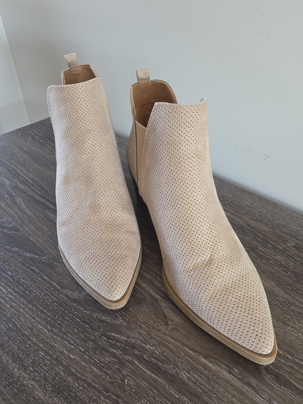 Universal Thread Perforated Pointed Toe Ankle Booties - Cream